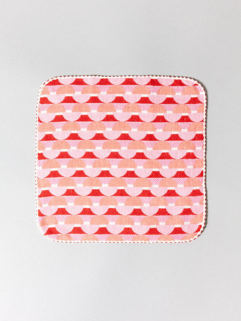 Haikara Little Handkerchief Pattern, Fuji Pink