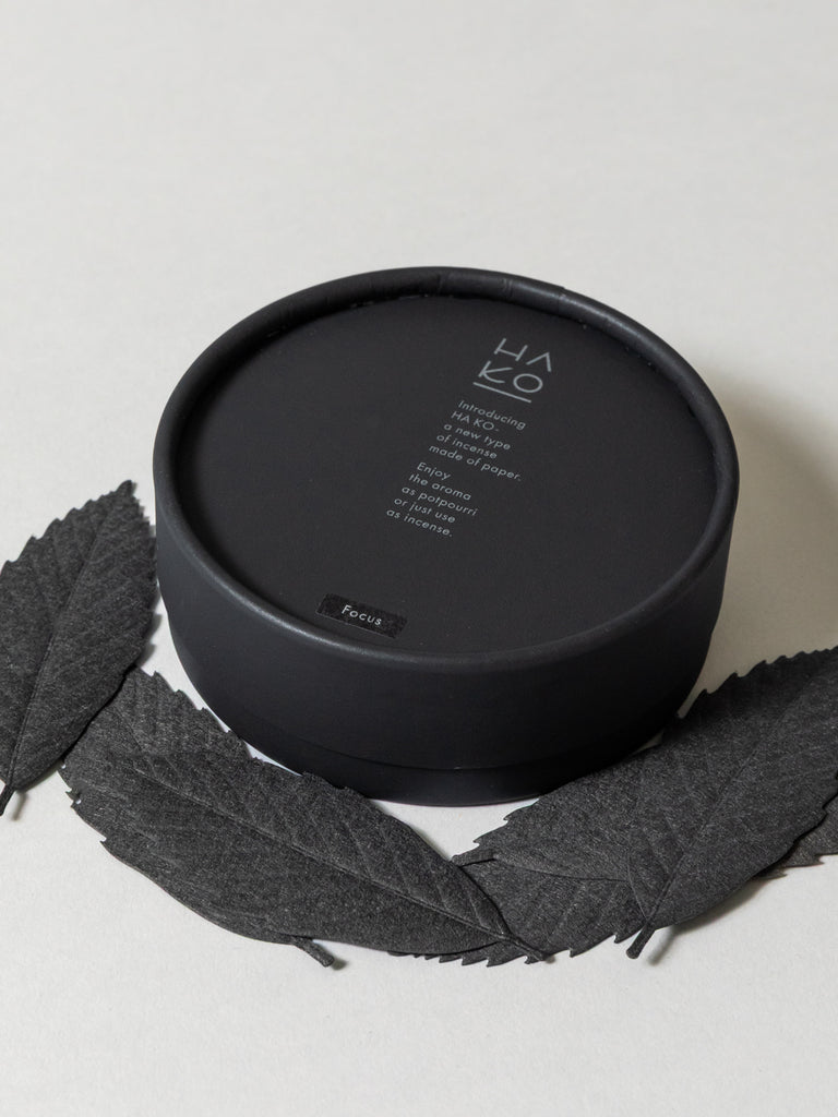 HA KO Paper Incense - Black, Set of 6 (Focus)