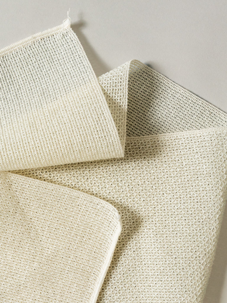 Sasawashi Mesh Body Scrub Towel, Off-White