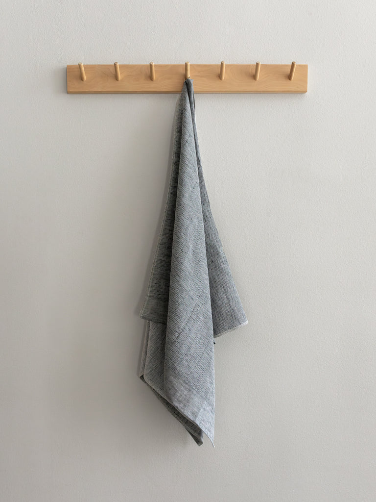 Moku Linen Light Towel, Charcoal