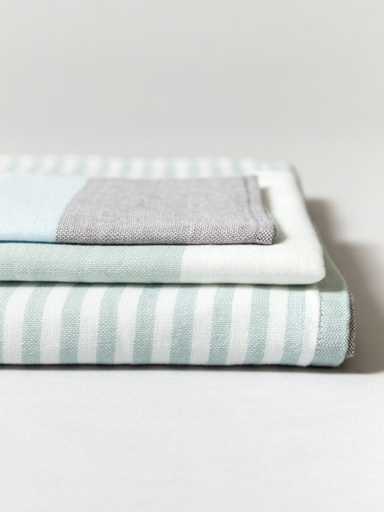 Tri-Color Chambray Towel, Grey