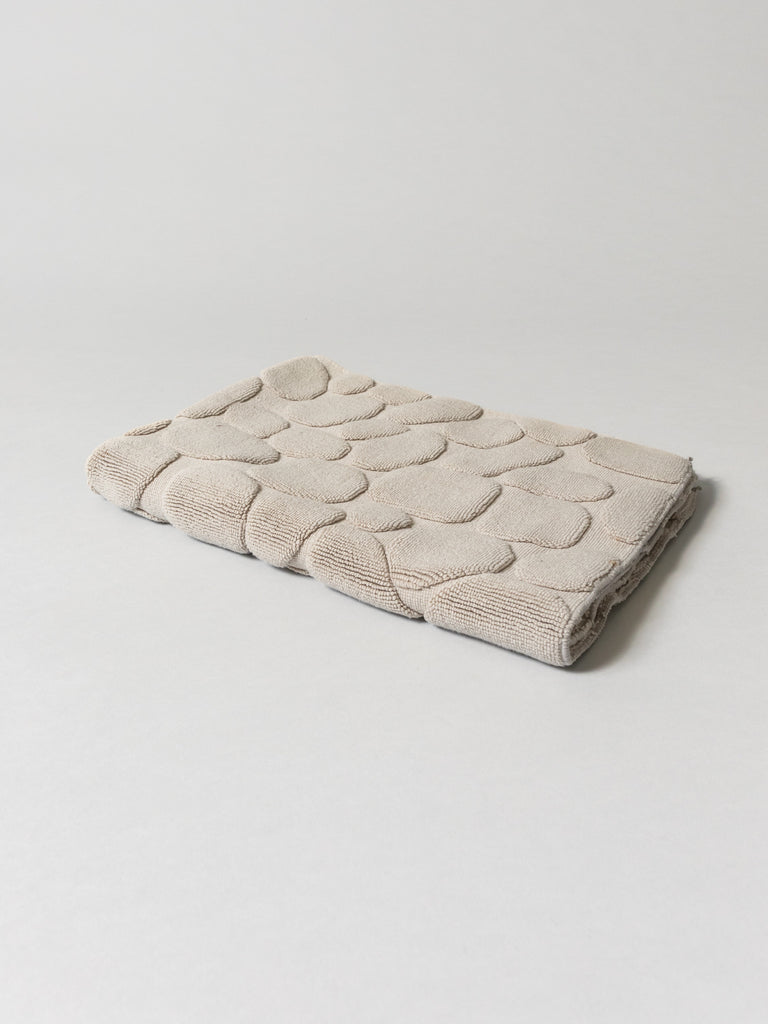 Ishikoro Pebble Bath Mat, Light Grey