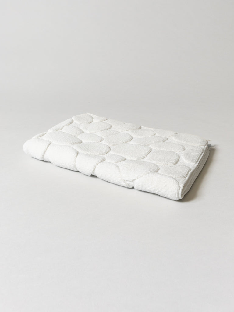 Ishikoro Pebble Bath Mat, White