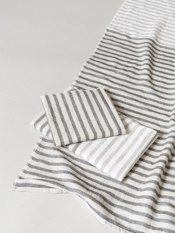Linen Border Towel, Black