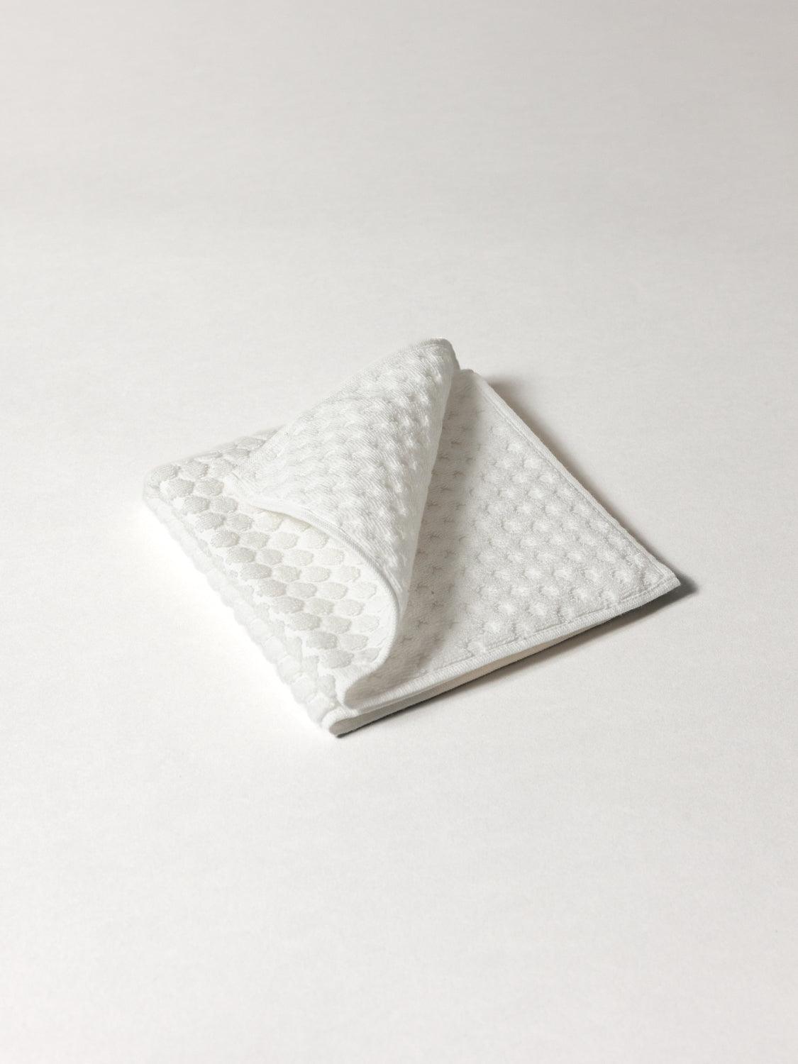 Puchi Puchi Towel, White | MORIHATA
